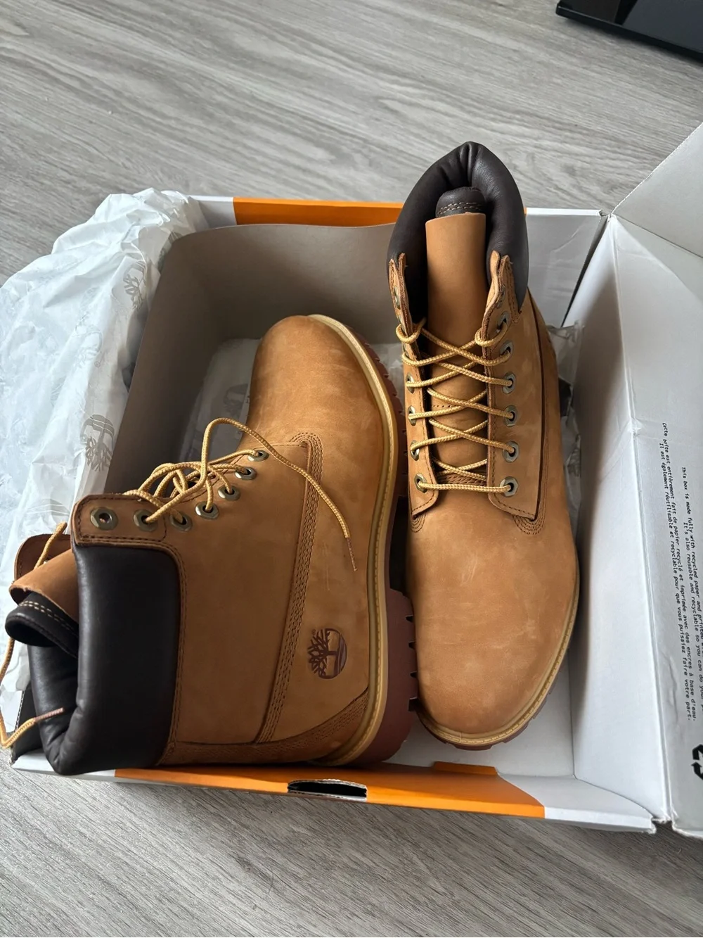 Timberland Premium mid lace Waterproof wheat nubuck size us 9 men